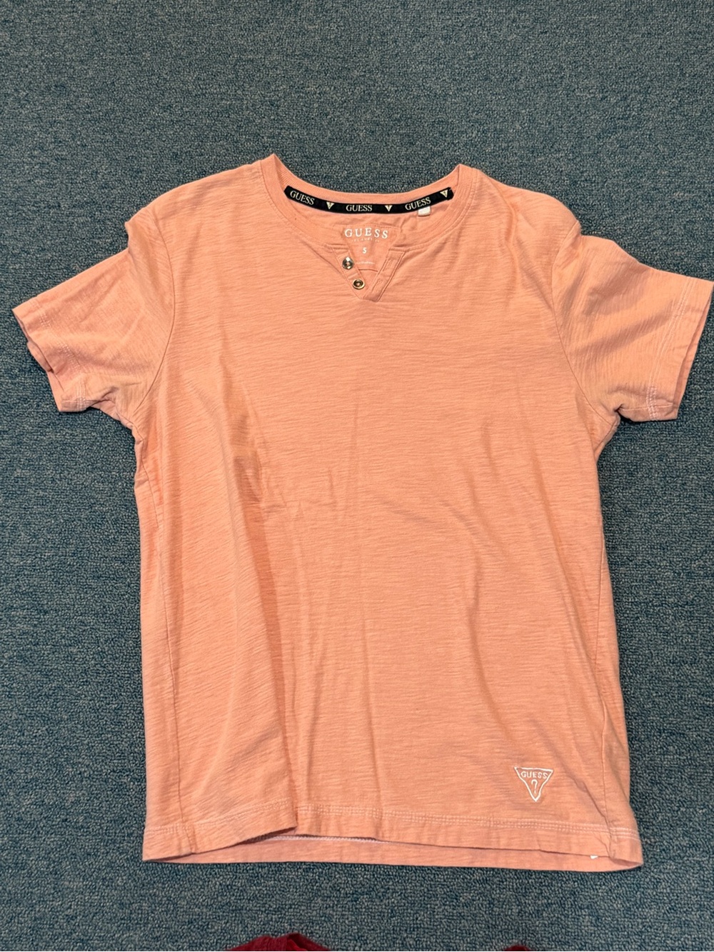 GUESS Men's Short Sleeve vneck Shirt - orange - Picture 2 of 2
